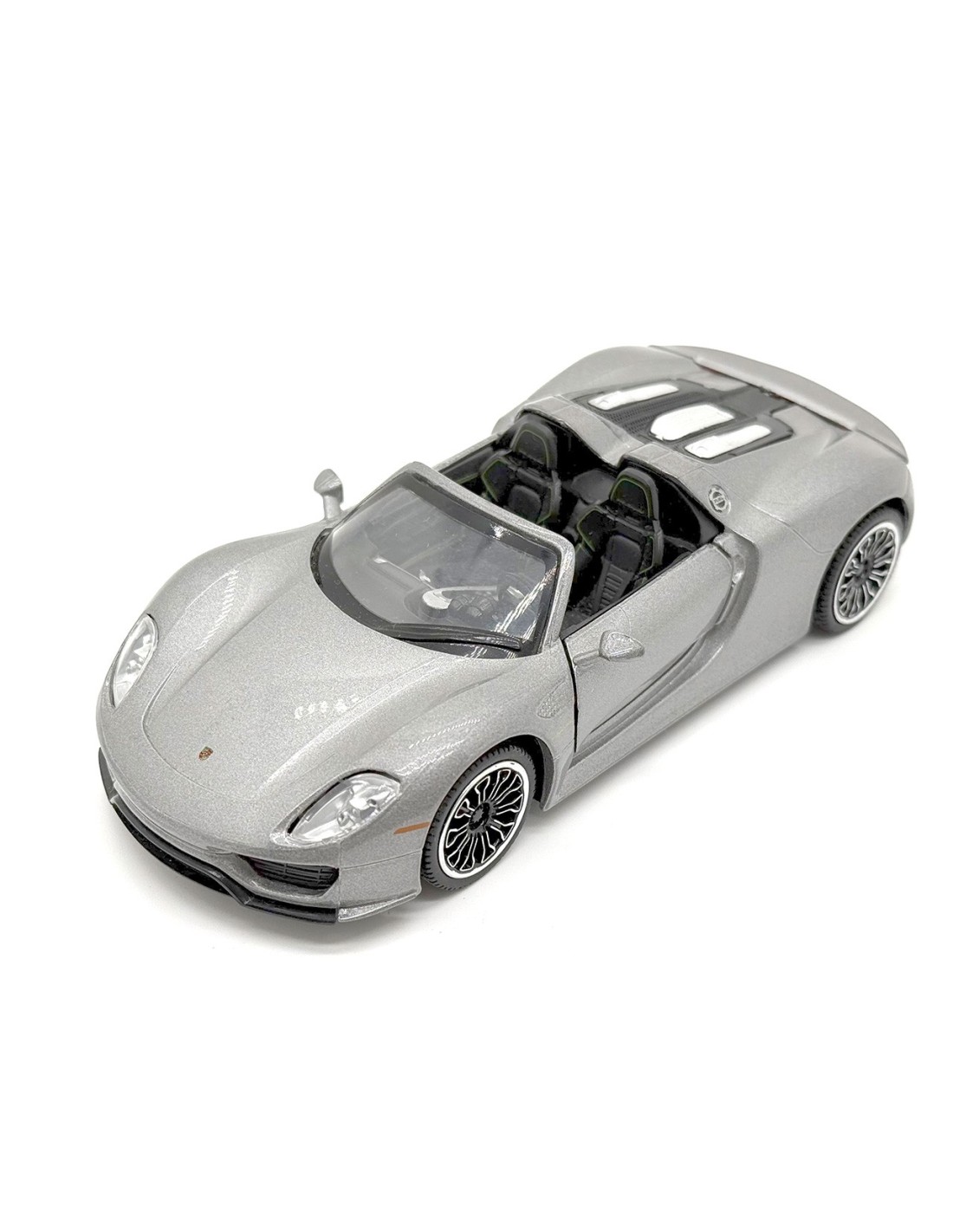 Porsche Spyder a escala